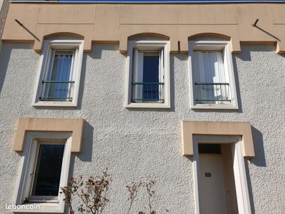 Maison De Ville 102M2 3 Chambres Montigny-le-Bretonneux Buitenkant foto